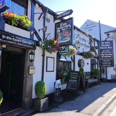 Ye Olde Cheshire Cheese Inn Castleton  Buitenkant foto