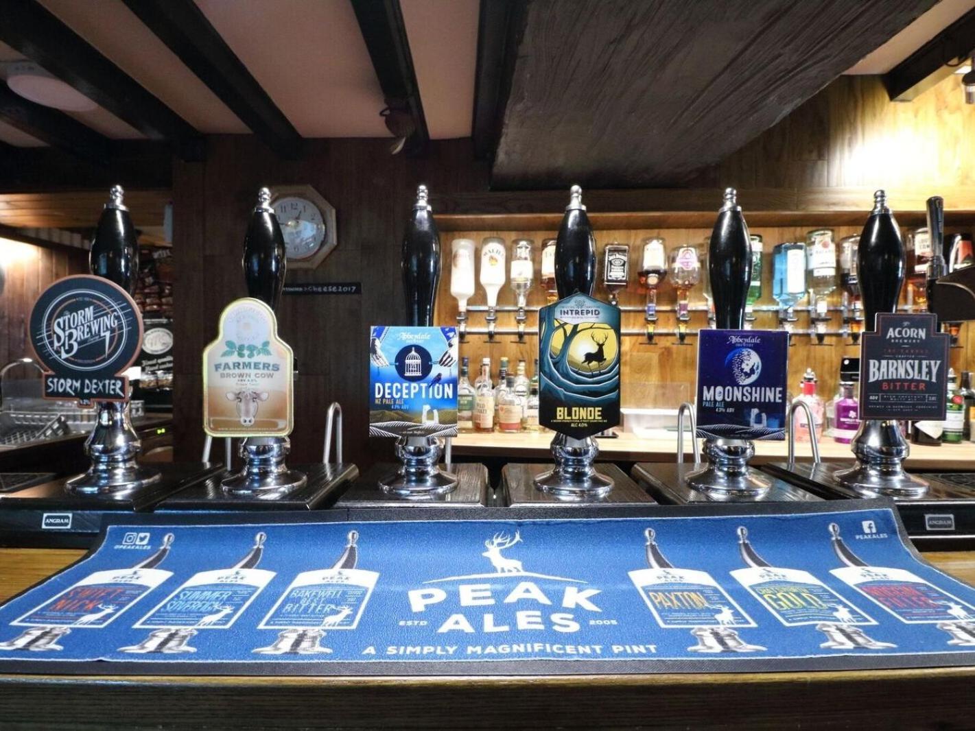 Ye Olde Cheshire Cheese Inn Castleton  Buitenkant foto
